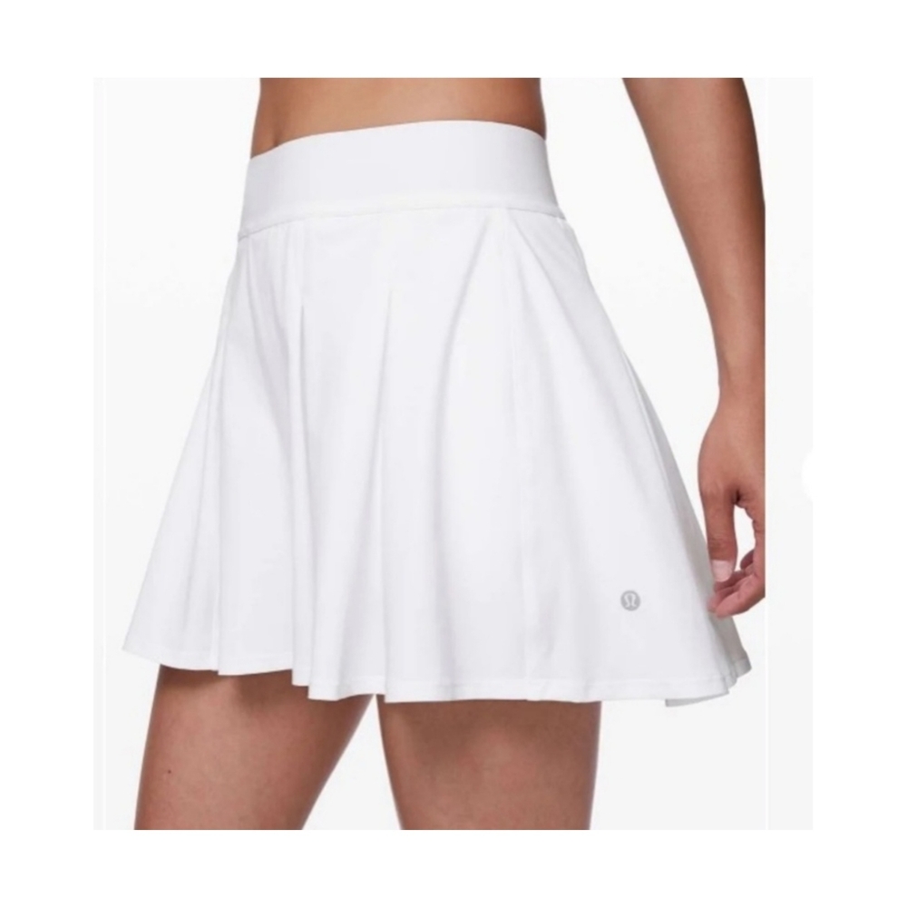 Lululemon Sz. 8 Tennis Time Pull on HR Skort/Skirt White Pickleball Tennis Plead